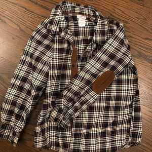 Carter’s Boys Size 7 Plaid Button Down Shirt